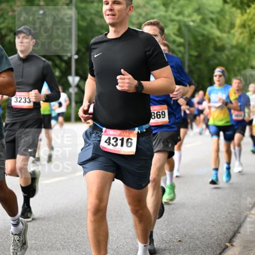 06.09.2026 - CURREX Alsterlauf Dr. Thomas Lammeyer http://msf.ph/oto/10115185 06.09.2026 09:09:57 Laufen 4326, 3233, 4316, 869 meine-sportfotos.de