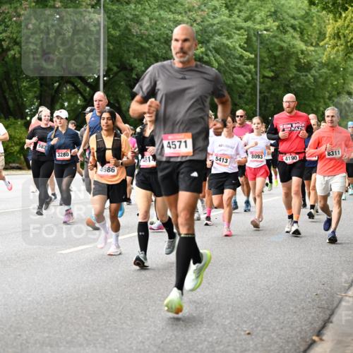 06.09.2026 - CURREX Alsterlauf Dr. Thomas Lammeyer http://msf.ph/oto/10115220 06.09.2026 09:10:03 Laufen 8093, 4571, 583, 95, 8131, 3280, 4814, 5413, 4986, 8311, 292, 4190 meine-sportfotos.de