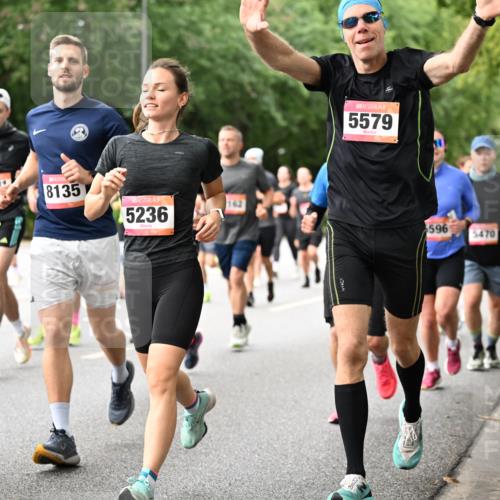 06.09.2026 - CURREX Alsterlauf Dr. Thomas Lammeyer http://msf.ph/oto/10115263 06.09.2026 09:10:09 Laufen 5261, 388, 8135, 5236, 162, 5579, 596, 5470 meine-sportfotos.de