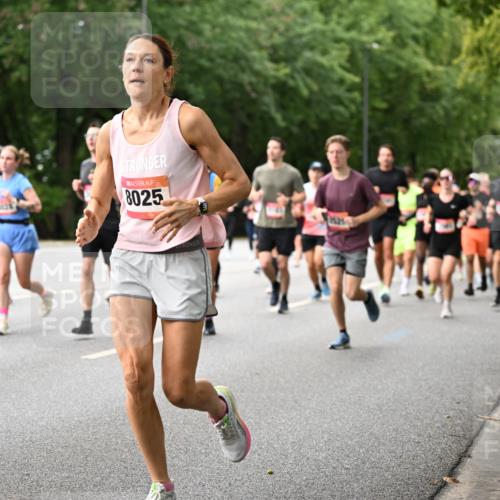 06.09.2026 - CURREX Alsterlauf Dr. Thomas Lammeyer http://msf.ph/oto/10115284 06.09.2026 09:10:12 Laufen 5, 8025 meine-sportfotos.de