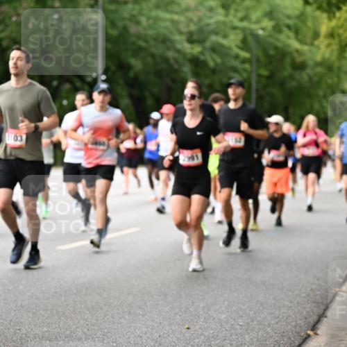 06.09.2026 - CURREX Alsterlauf Dr. Thomas Lammeyer http://msf.ph/oto/10115300 06.09.2026 09:10:15 Laufen 103 meine-sportfotos.de
