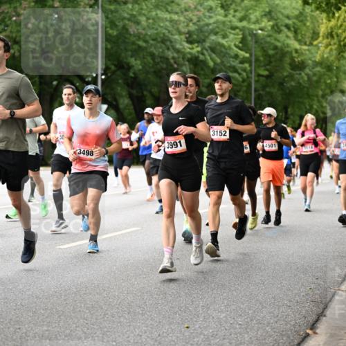 06.09.2026 - CURREX Alsterlauf Dr. Thomas Lammeyer http://msf.ph/oto/10115301 06.09.2026 09:10:15 Laufen 577, 5103, 50, 3498, 3991, 3152, 6, 4501, 3518, 2405 meine-sportfotos.de