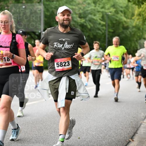 06.09.2026 - CURREX Alsterlauf Dr. Thomas Lammeyer http://msf.ph/oto/10115348 06.09.2026 09:10:22 Laufen 77, 18, 5823 meine-sportfotos.de