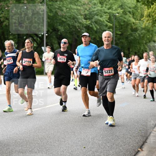06.09.2026 - CURREX Alsterlauf Dr. Thomas Lammeyer http://msf.ph/oto/10115438 06.09.2026 09:10:35 Laufen 2516, 2523, 2089, 3629, 5222, 3546 meine-sportfotos.de