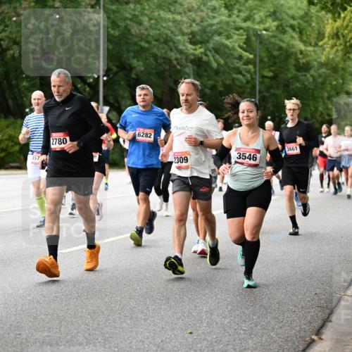06.09.2026 - CURREX Alsterlauf Dr. Thomas Lammeyer http://msf.ph/oto/10115454 06.09.2026 09:10:37 Laufen 2396, 4223, 457, 2780, 6282, 2309, 3546, 3661 meine-sportfotos.de