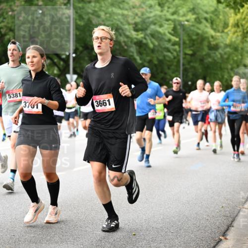 06.09.2026 - CURREX Alsterlauf Dr. Thomas Lammeyer http://msf.ph/oto/10115472 06.09.2026 09:10:39 Laufen 5382, 5381, 3701, 3661 meine-sportfotos.de