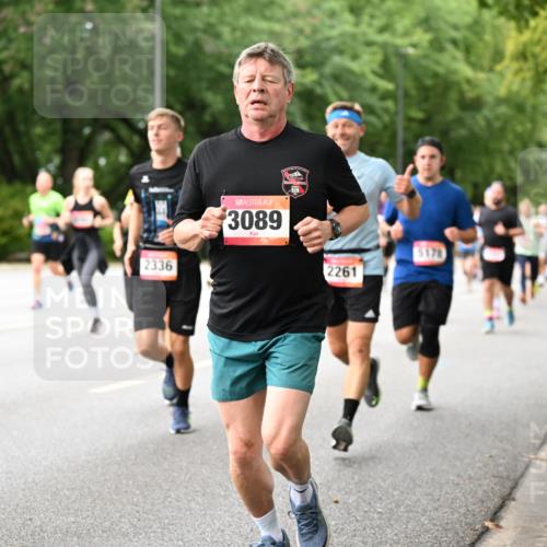 06.09.2026 - CURREX Alsterlauf Dr. Thomas Lammeyer http://msf.ph/oto/10115519 06.09.2026 09:10:46 Laufen 227, 2336, 3089, 2261, 5178 meine-sportfotos.de
