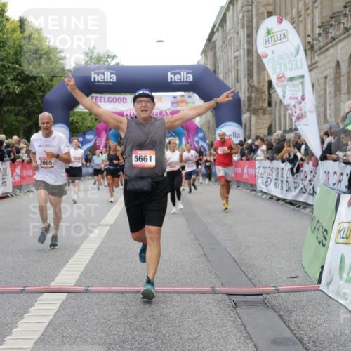 06.09.2026 - CURREX Alsterlauf Yannick Fuchs http://msf.ph/oto/10115520 06.09.2026 09:58:53 Ziel 2017, 2065, 2244, 2711, 3078, 3313, 3691, 4048, 4080, 4081, 4299, 4779, 5557, 5661, 5764, 5964, 6111, 6311 meine-sportfotos.de