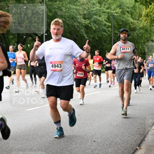 06.09.2026 - CURREX Alsterlauf Dr. Thomas Lammeyer http://msf.ph/oto/10115615 06.09.2026 09:11:00 Laufen 619, 4052, 4943, 2229, 1205, 2766, 4111, 4059, 3231, 3852 meine-sportfotos.de