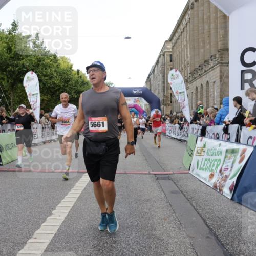 06.09.2026 - CURREX Alsterlauf Yannick Fuchs http://msf.ph/oto/10115618 06.09.2026 09:58:55 Ziel 2017, 2065, 2244, 2711, 3049, 3078, 3313, 3323, 3691, 4048, 4080, 4081, 4299, 4605, 4779, 5099, 5100, 5557, 5661, 6111, 6311 meine-sportfotos.de