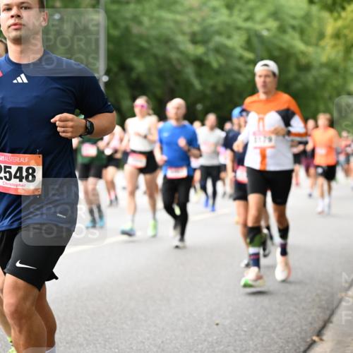 06.09.2026 - CURREX Alsterlauf Dr. Thomas Lammeyer http://msf.ph/oto/10115678 06.09.2026 09:11:09 Laufen 48, 2548, 1179 meine-sportfotos.de