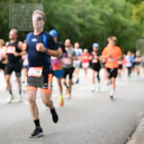 06.09.2026 - CURREX Alsterlauf Dr. Thomas Lammeyer http://msf.ph/oto/10115692 06.09.2026 09:11:11 Laufen  meine-sportfotos.de