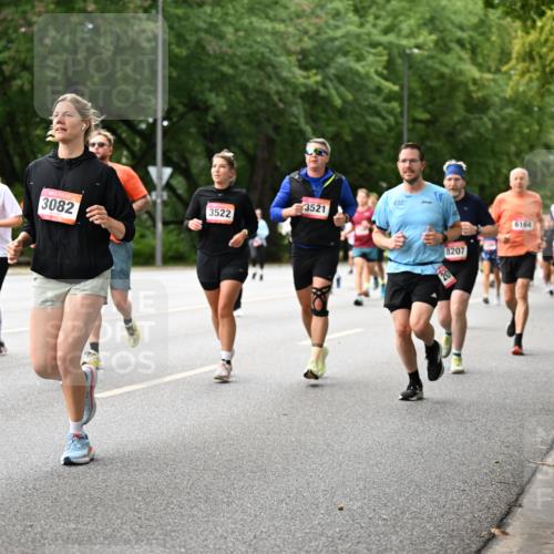 06.09.2026 - CURREX Alsterlauf Dr. Thomas Lammeyer http://msf.ph/oto/10115736 06.09.2026 09:11:18 Laufen 5120, 4715, 3522, 3082, 3521, 8207, 6164 meine-sportfotos.de