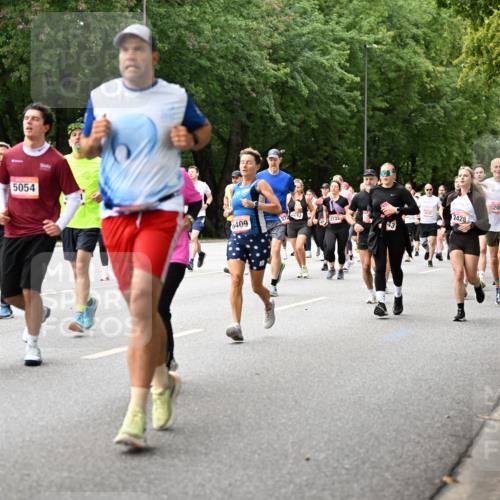 06.09.2026 - CURREX Alsterlauf Dr. Thomas Lammeyer http://msf.ph/oto/10115755 06.09.2026 09:11:23 Laufen 4, 3929, 5054, 6409, 4531, 2428, 2065, 1239, 47 meine-sportfotos.de
