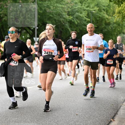 06.09.2026 - CURREX Alsterlauf Dr. Thomas Lammeyer http://msf.ph/oto/10115774 06.09.2026 09:11:26 Laufen 272, 143, 2428, 8187, 2065, 393, 2947 meine-sportfotos.de