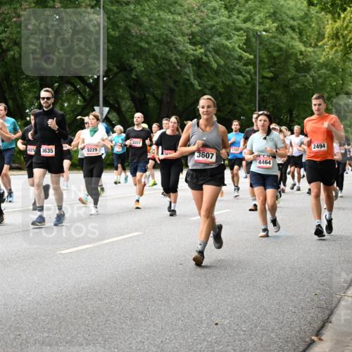 06.09.2026 - CURREX Alsterlauf Dr. Thomas Lammeyer http://msf.ph/oto/10115821 06.09.2026 09:11:36 Laufen 3634, 3507, 2494, 28, 5025, 3635, 5229, 5707, 179, 2931, 3607, 4464 meine-sportfotos.de
