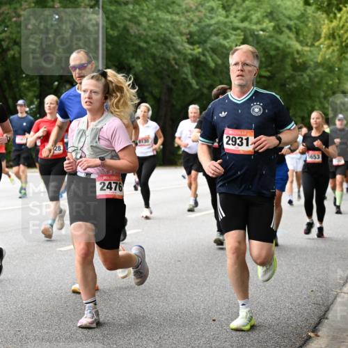 06.09.2026 - CURREX Alsterlauf Dr. Thomas Lammeyer http://msf.ph/oto/10115858 06.09.2026 09:11:41 Laufen 3923, 28, 2476, 8130, 2931, 5653 meine-sportfotos.de