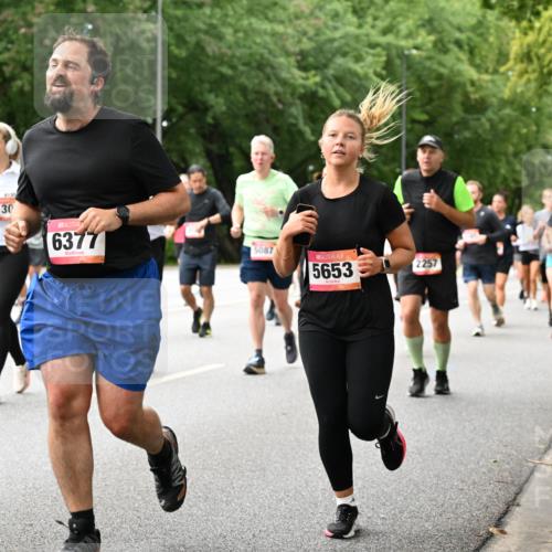 06.09.2026 - CURREX Alsterlauf Dr. Thomas Lammeyer http://msf.ph/oto/10115870 06.09.2026 09:11:44 Laufen 2130, 6377, 5087, 5653, 2257, 5410 meine-sportfotos.de