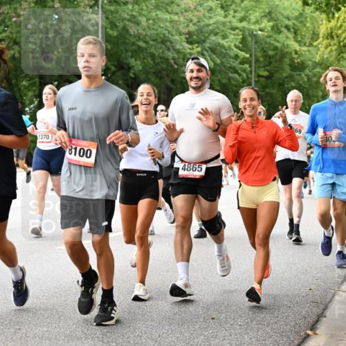 06.09.2026 - CURREX Alsterlauf Dr. Thomas Lammeyer http://msf.ph/oto/10115913 06.09.2026 09:11:50 Laufen 099, 2370, 8100, 4865, 69, 30 meine-sportfotos.de