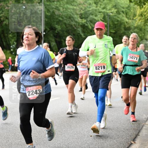06.09.2026 - CURREX Alsterlauf Dr. Thomas Lammeyer http://msf.ph/oto/10116028 06.09.2026 09:12:07 Laufen 565, 3625, 2243, 3626, 8219, 5071 meine-sportfotos.de