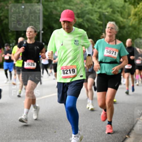 06.09.2026 - CURREX Alsterlauf Dr. Thomas Lammeyer http://msf.ph/oto/10116032 06.09.2026 09:12:07 Laufen 3626, 8219, 5071 meine-sportfotos.de