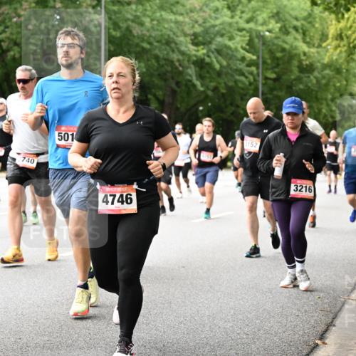 06.09.2026 - CURREX Alsterlauf Dr. Thomas Lammeyer http://msf.ph/oto/10116112 06.09.2026 09:12:18 Laufen 740, 501, 4746, 2152, 3216, 8319 meine-sportfotos.de