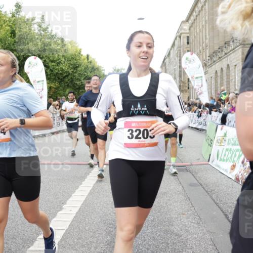 06.09.2026 - CURREX Alsterlauf Yannick Fuchs http://msf.ph/oto/10116159 06.09.2026 09:59:02 Ziel 2060, 2065, 2618, 2649, 2981, 3049, 3203, 3323, 3499, 3517, 3546, 3552, 3765, 3871, 4048, 4080, 4081, 4293, 4299, 4605, 4779, 4814, 4953, 5099, 5100, 5801, 6064, 6065, 6082, 6083, 6311, 8051, 8206, 8265, 8320 meine-sportfotos.de