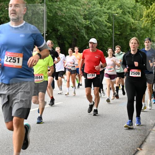 06.09.2026 - CURREX Alsterlauf Dr. Thomas Lammeyer http://msf.ph/oto/10116179 06.09.2026 09:12:27 Laufen 474079, 6011, 2251, 3844, 3307, 429, 3801, 5192, 2509, 04 meine-sportfotos.de