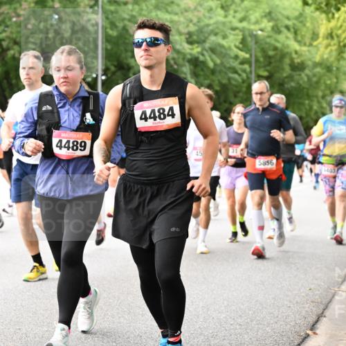 06.09.2026 - CURREX Alsterlauf Dr. Thomas Lammeyer http://msf.ph/oto/10116213 06.09.2026 09:12:31 Laufen 2486, 4489, 4484, 45, 31, 5856, 6403 meine-sportfotos.de