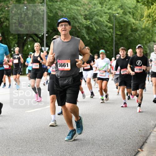 06.09.2026 - CURREX Alsterlauf Dr. Thomas Lammeyer http://msf.ph/oto/10116272 06.09.2026 09:12:39 Laufen 19, 52, 3584, 61, 5661, 3687, 5075, 5166, 17, 30 meine-sportfotos.de