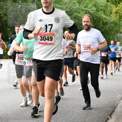 06.09.2026 - CURREX Alsterlauf Dr. Thomas Lammeyer http://msf.ph/oto/10116295 06.09.2026 09:12:43 Laufen 3687, 320, 237, 17, 3049, 20, 3375 meine-sportfotos.de