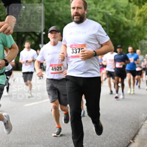 06.09.2026 - CURREX Alsterlauf Dr. Thomas Lammeyer http://msf.ph/oto/10116300 06.09.2026 09:12:43 Laufen 9, 3375, 4925 meine-sportfotos.de