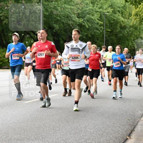 06.09.2026 - CURREX Alsterlauf Dr. Thomas Lammeyer http://msf.ph/oto/10116404 06.09.2026 09:12:57 Laufen 2266, 3378, 4119, 5207, 5622, 5205, 130, 3096, 3295, 454, 3260, 5005 meine-sportfotos.de