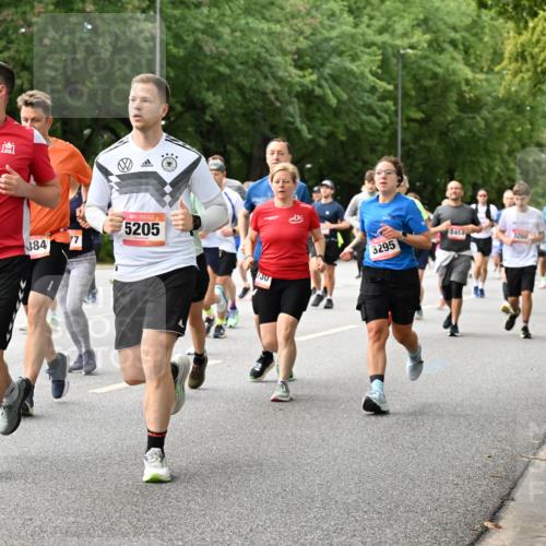 06.09.2026 - CURREX Alsterlauf Dr. Thomas Lammeyer http://msf.ph/oto/10116412 06.09.2026 09:12:58 Laufen 337, 15207, 384, 77, 5205, 130, 3295, 3454, 1260, 5005 meine-sportfotos.de