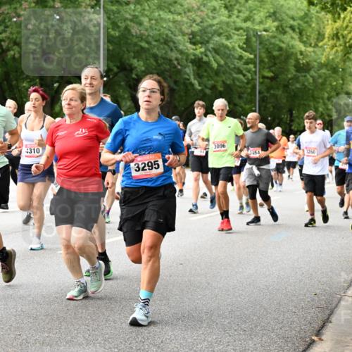 06.09.2026 - CURREX Alsterlauf Dr. Thomas Lammeyer http://msf.ph/oto/10116421 06.09.2026 09:12:59 Laufen 4119, 5622, 4310, 3295, 3096, 3454, 3260, 5005 meine-sportfotos.de