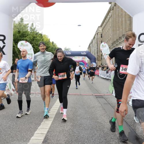 06.09.2026 - CURREX Alsterlauf Yannick Fuchs http://msf.ph/oto/10116428 06.09.2026 09:59:07 Ziel 2060, 2068, 2618, 2627, 2649, 2981, 3049, 3203, 3375, 3425, 3499, 3517, 3546, 3552, 3765, 3871, 4293, 4531, 4814, 4856, 4953, 4990, 5099, 5459, 5599, 5801, 5891, 6064, 6065, 6082, 6083, 6337, 8051, 8206, 8265, 8320 meine-sportfotos.de