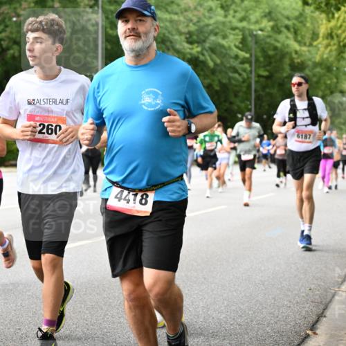 06.09.2026 - CURREX Alsterlauf Dr. Thomas Lammeyer http://msf.ph/oto/10116459 06.09.2026 09:13:04 Laufen 5911, 260, 4418, 6187 meine-sportfotos.de