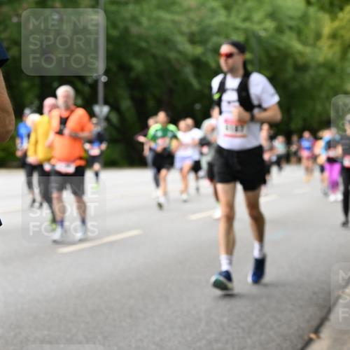 06.09.2026 - CURREX Alsterlauf Dr. Thomas Lammeyer http://msf.ph/oto/10116469 06.09.2026 09:13:05 Laufen  meine-sportfotos.de