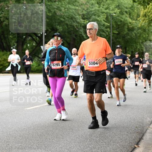 06.09.2026 - CURREX Alsterlauf Dr. Thomas Lammeyer http://msf.ph/oto/10116513 06.09.2026 09:13:11 Laufen 312, 8295, 3261, 5004, 147, 4069 meine-sportfotos.de