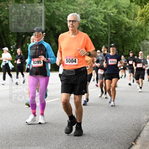 06.09.2026 - CURREX Alsterlauf Dr. Thomas Lammeyer http://msf.ph/oto/10116517 06.09.2026 09:13:11 Laufen 8295, 0, 5004, 56, 447, 4069, 2440 meine-sportfotos.de