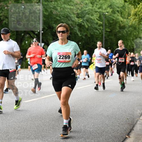 06.09.2026 - CURREX Alsterlauf Dr. Thomas Lammeyer http://msf.ph/oto/10116557 06.09.2026 09:13:16 Laufen 4549, 4593, 4704, 2269, 123, 3499 meine-sportfotos.de