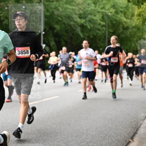 06.09.2026 - CURREX Alsterlauf Dr. Thomas Lammeyer http://msf.ph/oto/10116564 06.09.2026 09:13:17 Laufen 2269, 3858 meine-sportfotos.de