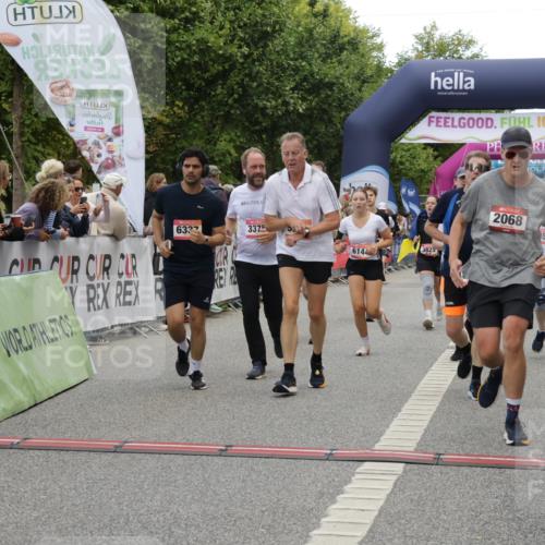 06.09.2026 - CURREX Alsterlauf Yannick Fuchs http://msf.ph/oto/10116575 06.09.2026 09:59:10 Ziel 2068, 2618, 2627, 2913, 3375, 3425, 3499, 3517, 3546, 3552, 3825, 3871, 4293, 4531, 4814, 4856, 4953, 4990, 5283, 5459, 5599, 5801, 5891, 6082, 6083, 6144, 6337, 8206, 8320 meine-sportfotos.de