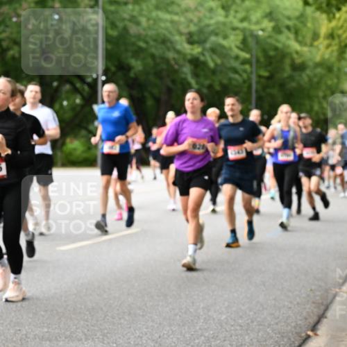 06.09.2026 - CURREX Alsterlauf Dr. Thomas Lammeyer http://msf.ph/oto/10116602 06.09.2026 09:13:22 Laufen 6145 meine-sportfotos.de