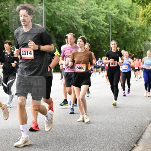 06.09.2026 - CURREX Alsterlauf Dr. Thomas Lammeyer http://msf.ph/oto/10116681 06.09.2026 09:13:34 Laufen 9, 57, 8314, 14, 2507, 6049, 46, 2400 meine-sportfotos.de