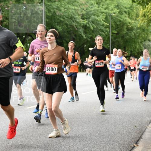06.09.2026 - CURREX Alsterlauf Dr. Thomas Lammeyer http://msf.ph/oto/10116683 06.09.2026 09:13:35 Laufen 2856, 4841, 81, 2400, 2507, 6046, 6049 meine-sportfotos.de