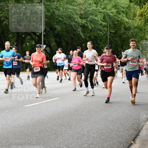 06.09.2026 - CURREX Alsterlauf Dr. Thomas Lammeyer http://msf.ph/oto/10116731 06.09.2026 09:13:41 Laufen 721, 4259, 18, 2957, 3412, 3756, 40776460, 6290, 6292, 4733, 229 meine-sportfotos.de