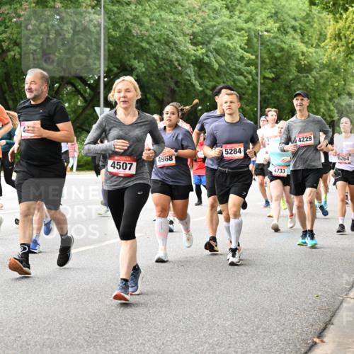 06.09.2026 - CURREX Alsterlauf Dr. Thomas Lammeyer http://msf.ph/oto/10116794 06.09.2026 09:13:49 Laufen 8163, 4507, 4968, 5284, 4733, 4229, 6264, 396, 727 meine-sportfotos.de