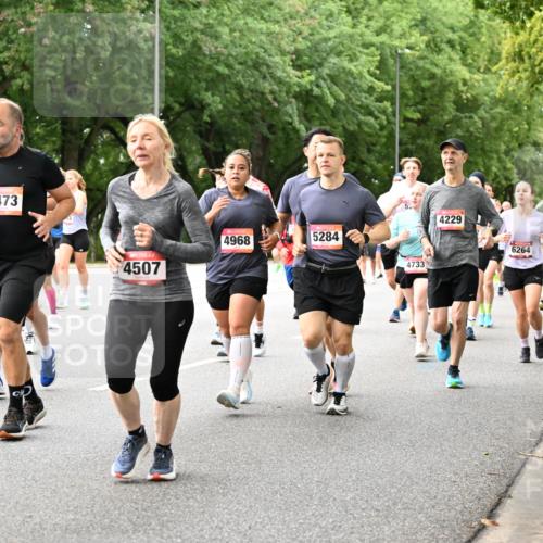 06.09.2026 - CURREX Alsterlauf Dr. Thomas Lammeyer http://msf.ph/oto/10116796 06.09.2026 09:13:49 Laufen 8163, 4473, 4507, 4968, 5284, 4733, 4229, 6264, 396, 727 meine-sportfotos.de
