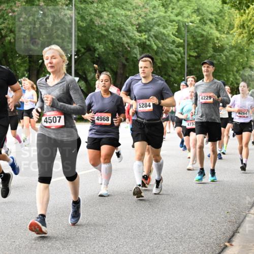06.09.2026 - CURREX Alsterlauf Dr. Thomas Lammeyer http://msf.ph/oto/10116797 06.09.2026 09:13:50 Laufen 163, 4473, 4507, 4968, 5284, 4733, 4229, 2, 6264 meine-sportfotos.de